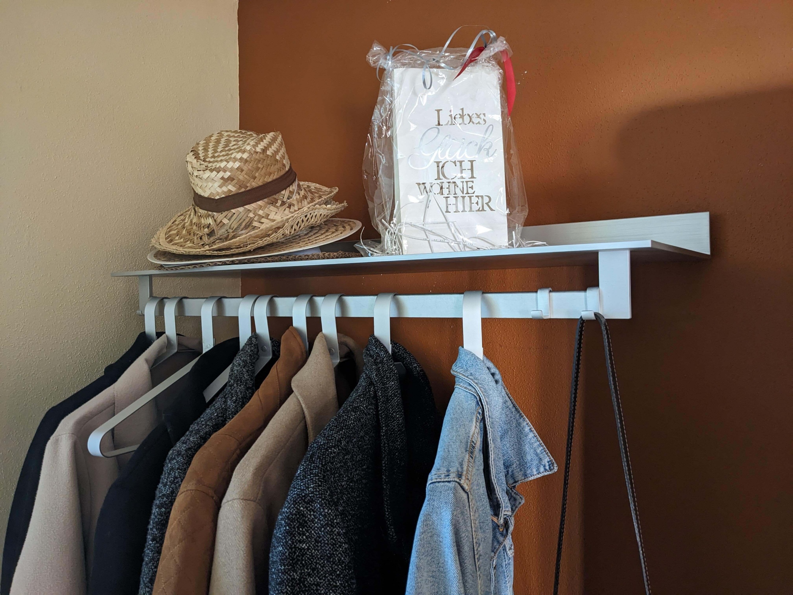 garderobenideen für einen kleinen flur