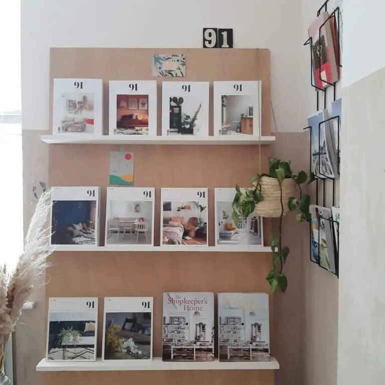 zeitschriften im regal lagern